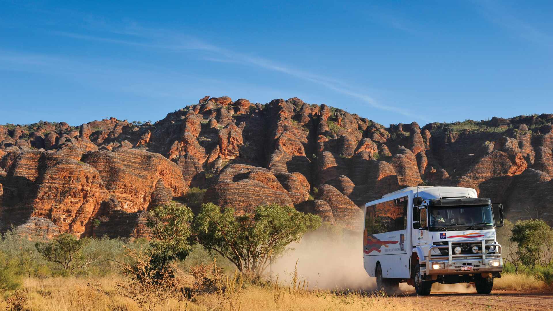4wd bungle bungle range purnululu national park kimberley australia