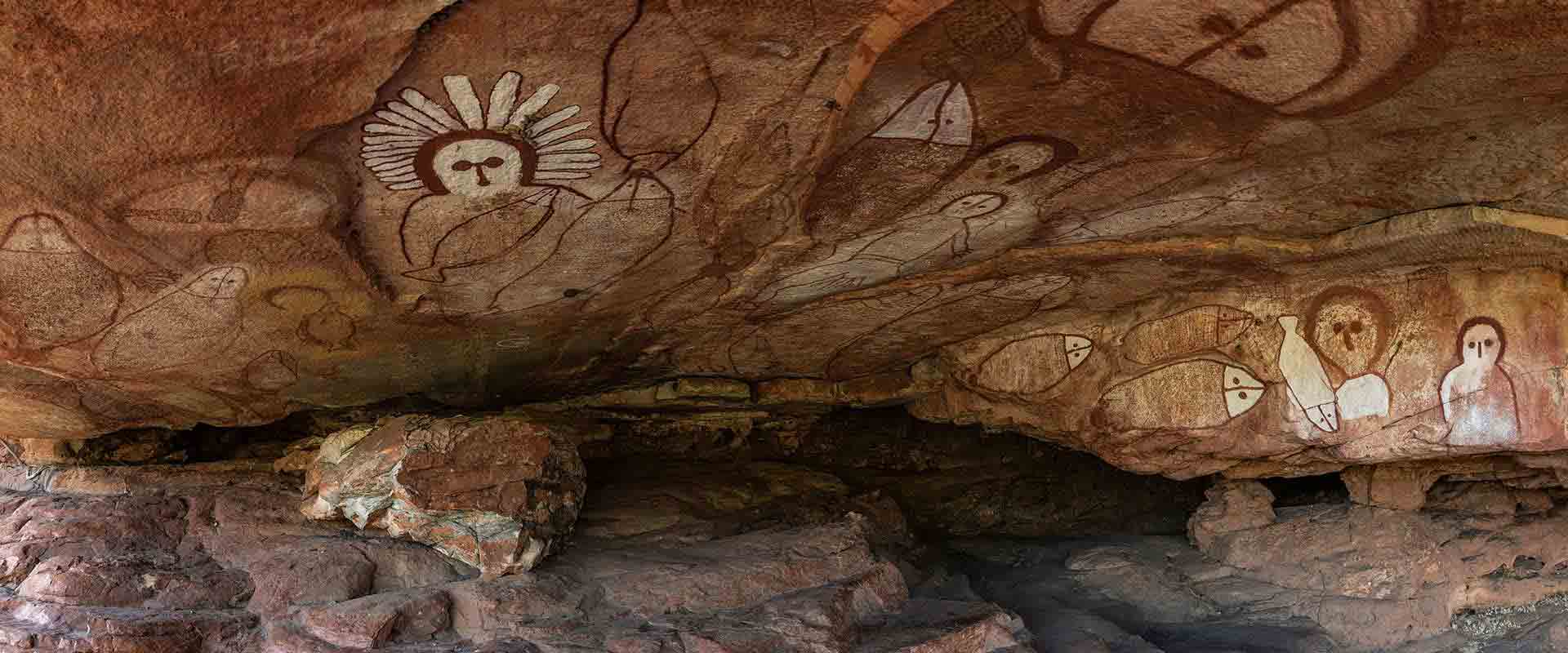 Appreciate the history of the Kimberley region through Aboriginal rock art
