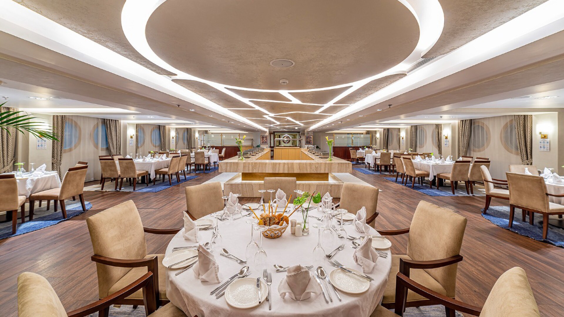 Round table and chairs in the dining area of the MS Sun Goddess