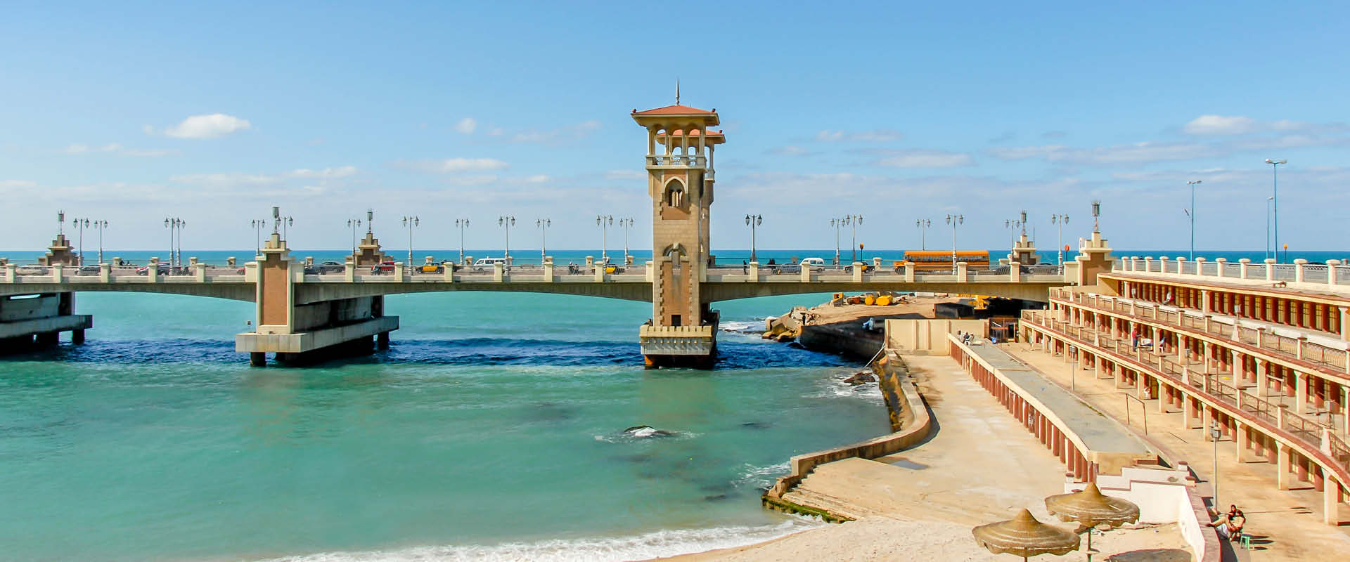 Beach area and bathing box grandstand and iconic Stanley bridge, Alexandria