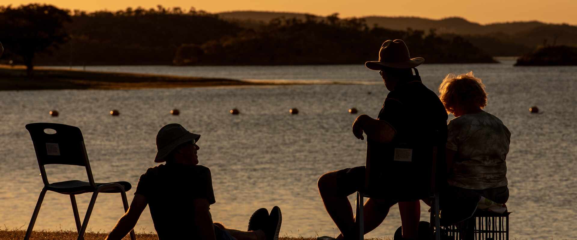 lake moondara sunset drinks mt isa, queensland, australia